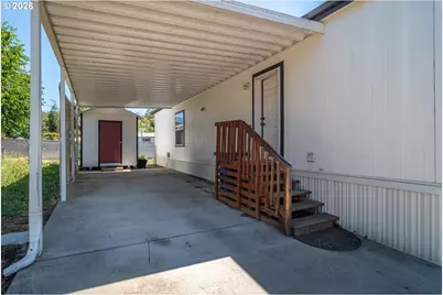 105 NW Stephanie Ct, Winston, OR 97496 - Photo 3