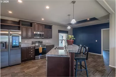 105 NW Stephanie Ct, Winston, OR 97496 - Photo 11