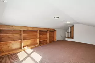 1090 Corydon St, Eugene, OR 97401 - Photo 35