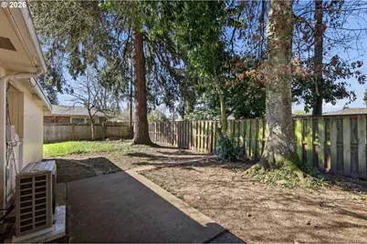 1090 Corydon St, Eugene, OR 97401 - Photo 41