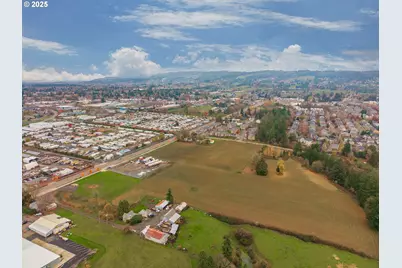 3312 E Fernwood Rd, Newberg, OR 97132 - Photo 19