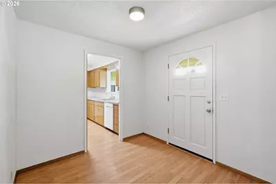 2158 N Danebo Ave, Eugene, OR 97402 - Photo 3