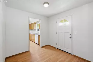 2158 N Danebo Ave, Eugene, OR 97402 - Photo 3