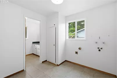 2158 N Danebo Ave, Eugene, OR 97402 - Photo 17