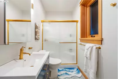 2024 Cedar Ct, North Bend, OR 97459 - Photo 39