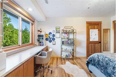 2024 Cedar Ct, North Bend, OR 97459 - Photo 37