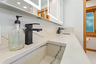 2024 Cedar Ct, North Bend, OR 97459 - Photo 33