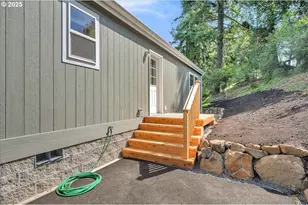 144 S 6th St, Saint Helens, OR 97051 - Photo 5