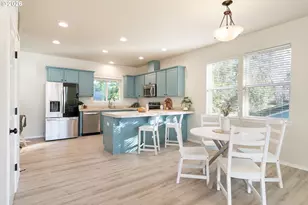 8062 SW 33rd Pl, Portland, OR 97219 - Photo 5