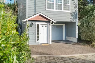 8062 SW 33rd Pl, Portland, OR 97219 - Photo 3