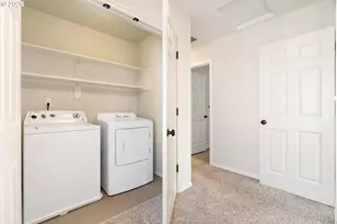 8062 SW 33rd Pl, Portland, OR 97219 - Photo 27