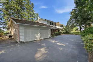 645 Bergis Rd, Lake Oswego, OR 97034 - Photo 9