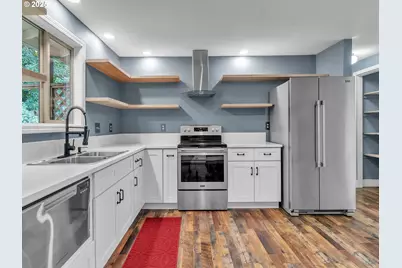 218 NW Ash St, McMinnville, OR 97128 - Photo 13