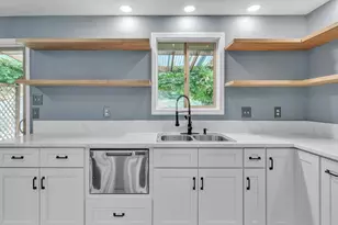 218 NW Ash St, McMinnville, OR 97128 - Photo 11