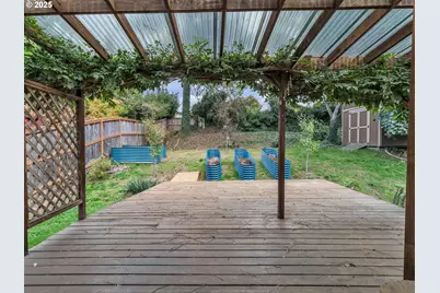 218 NW Ash St, McMinnville, OR 97128 - Photo 35