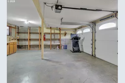 218 NW Ash St, McMinnville, OR 97128 - Photo 33