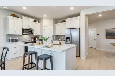 3588 SW Binford Ave, Gresham, OR 97080 - Photo 13