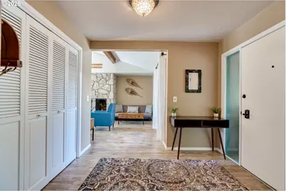 68656 E Bowmans Cir, Welches, OR 97067 - Photo 3
