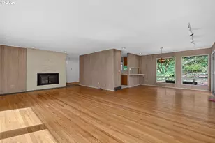 1305 SW Upland Dr, Portland, OR 97221 - Photo 5