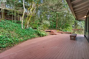 1305 SW Upland Dr, Portland, OR 97221 - Photo 35