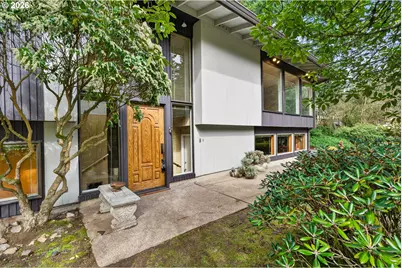 1305 SW Upland Dr, Portland, OR 97221 - Photo 1