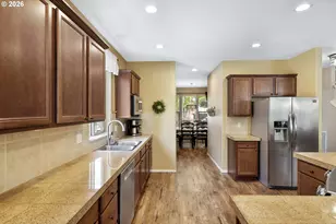1099 SE Mimosa Dr, Gresham, OR 97080 - Photo 15