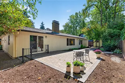 6955 SW Larkspur Pl, Beaverton, OR 97008 - Photo 21