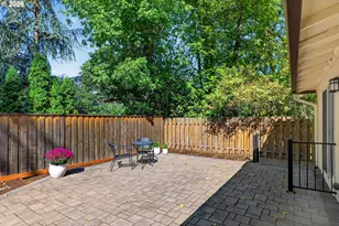 6955 SW Larkspur Pl, Beaverton, OR 97008 - Photo 25