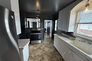 1066 S 8th St, Coos Bay, OR 97420 - Photo 17