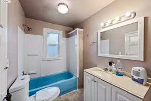 1066 S 8th St, Coos Bay, OR 97420 - Photo 23