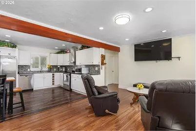 8910 SE Northgate Ave, Vancouver, WA 98664 - Photo 9