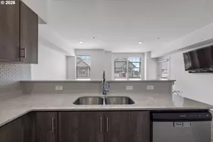 17137 SW Appledale Rd, Beaverton, OR 97007 - Photo 5