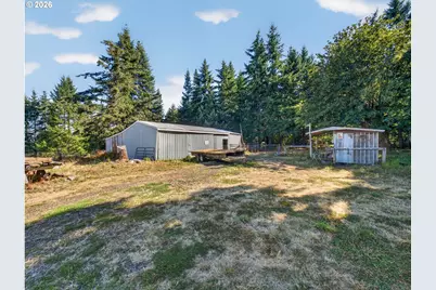 4384 NE Crooked Finger Rd, Scotts Mills, OR 97375 - Photo 29