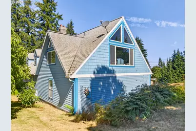 4384 NE Crooked Finger Rd, Scotts Mills, OR 97375 - Photo 9