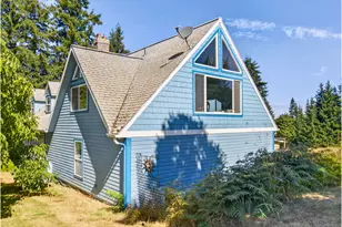 4384 NE Crooked Finger Rd, Scotts Mills, OR 97375 - Photo 9