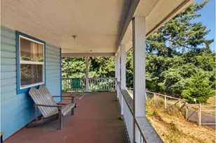 4384 NE Crooked Finger Rd, Scotts Mills, OR 97375 - Photo 7