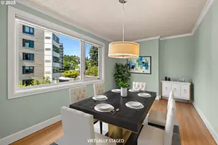 2211 SW Park Pl, Portland, OR 97205 - Photo 11