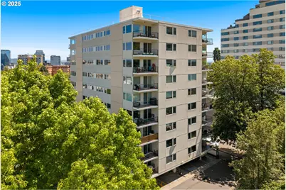 2211 SW Park Pl #603, Portland, OR 97205 - Photo 1