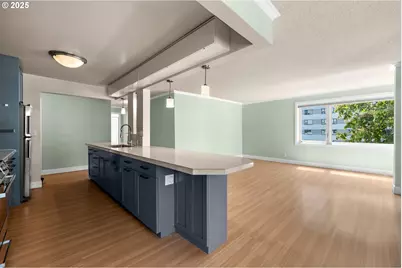 2211 SW Park Pl #603, Portland, OR 97205 - Photo 13