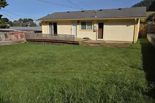 94044 Azalea Ln, Gold Beach, OR 97444 - Photo 3