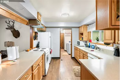 319 Monitor Rd, Silverton, OR 97381 - Photo 13