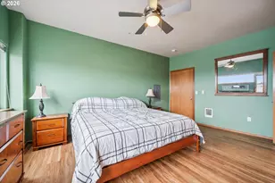15320 NW Central Dr, Portland, OR 97229 - Photo 21