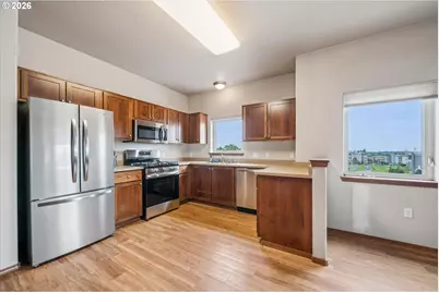 15320 NW Central Dr #214, Portland, OR 97229 - Photo 13