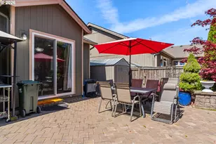 857 Throne Dr, Eugene, OR 97402 - Photo 37