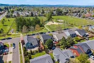 857 Throne Dr, Eugene, OR 97402 - Photo 47