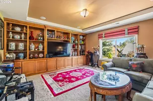 857 Throne Dr, Eugene, OR 97402 - Photo 21