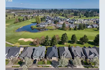 693 Fairwood Cres, Woodburn, OR 97071 - Photo 41