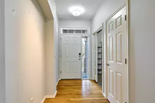 693 Fairwood Crescent, Woodburn, OR 97071 - Photo 3