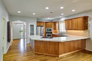 693 Fairwood Crescent, Woodburn, OR 97071 - Photo 5