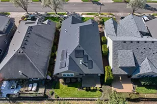 693 Fairwood Crescent, Woodburn, OR 97071 - Photo 37